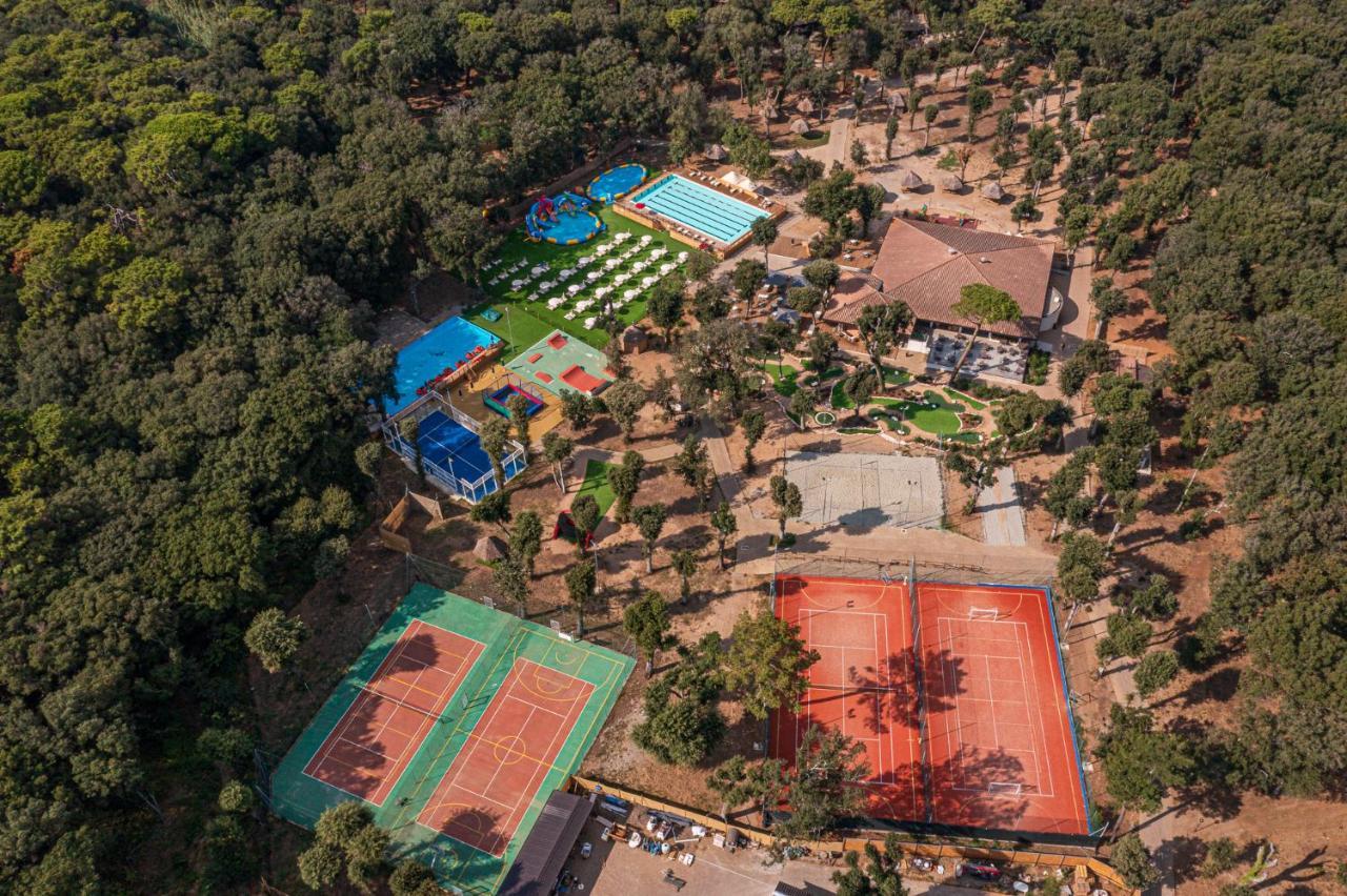 Paradu Ecovillage & Resort มาริน่า เด กาสตาเนโก การ์ดูชี ภายนอก รูปภาพ