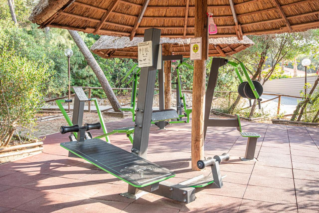 Paradu Ecovillage & Resort มาริน่า เด กาสตาเนโก การ์ดูชี ภายนอก รูปภาพ