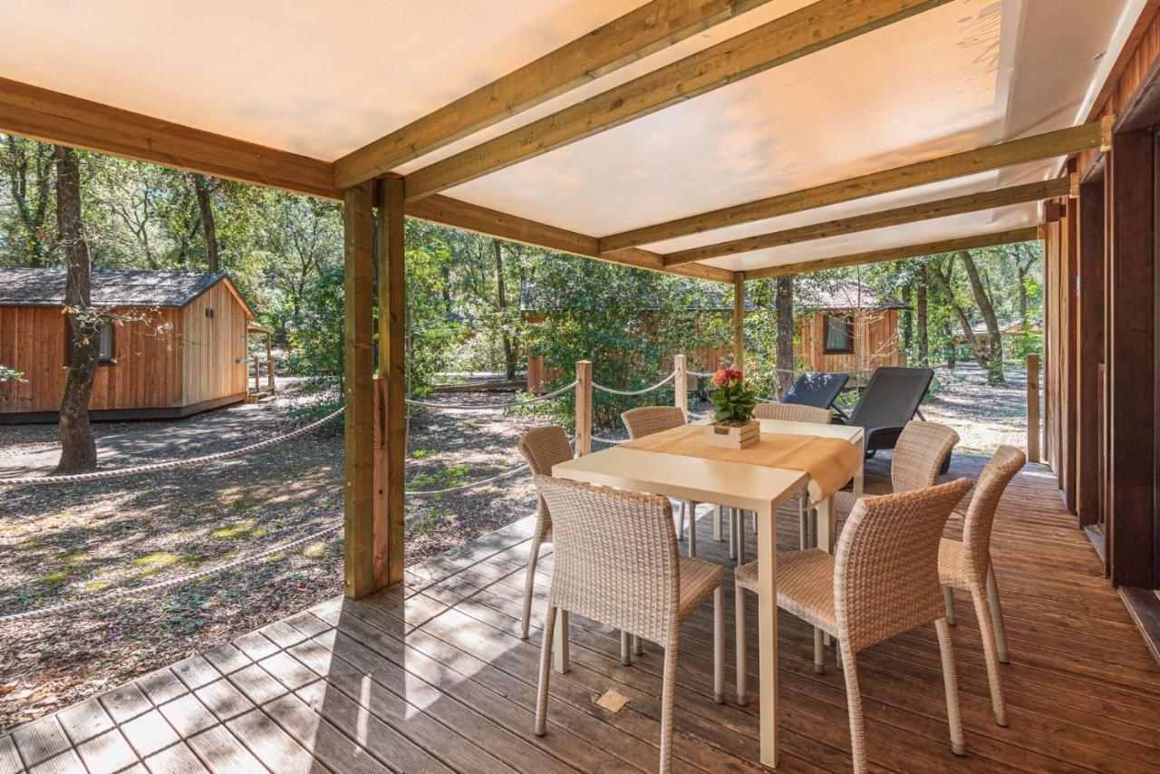 Paradu Ecovillage & Resort มาริน่า เด กาสตาเนโก การ์ดูชี ภายนอก รูปภาพ